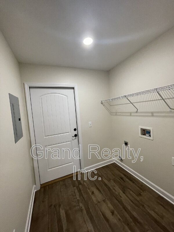 Building Photo - 4019 Brittany Ln