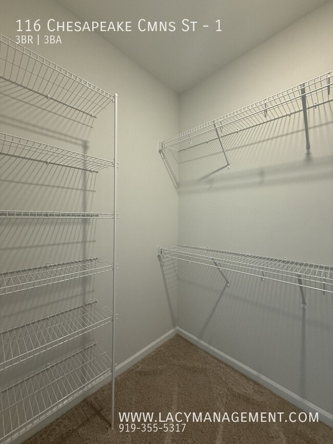 Building Photo - 116 Chesapeake Cmns St