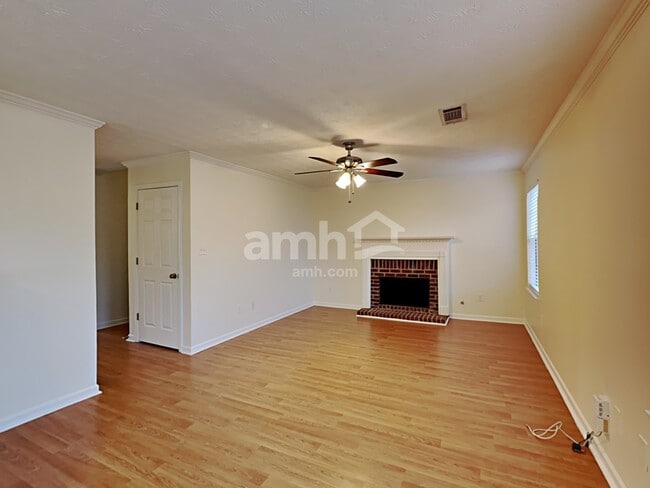 Building Photo - 3168 Bradford Pear Dr