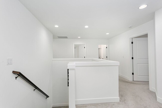 Building Photo - 10412 87th Ave Ct SW