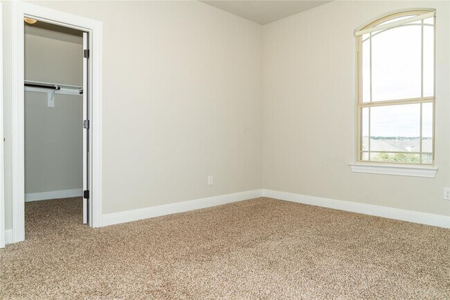 Building Photo - 3804 Tango Ct
