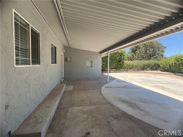 Building Photo - 2100 Kennedy Ave