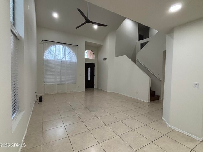 Building Photo - 1231 N Tercera Ct