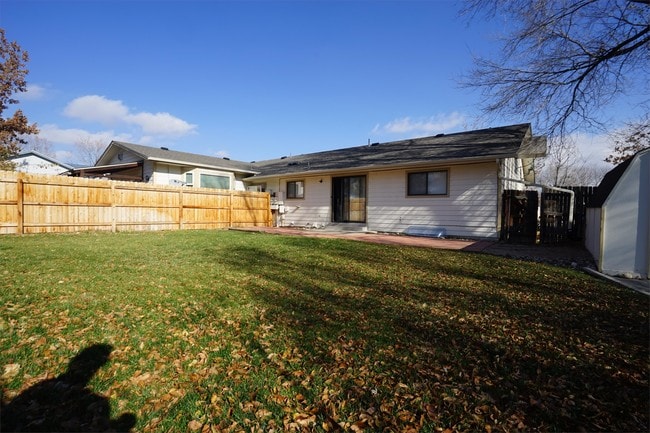 Building Photo - 6065 Otis St