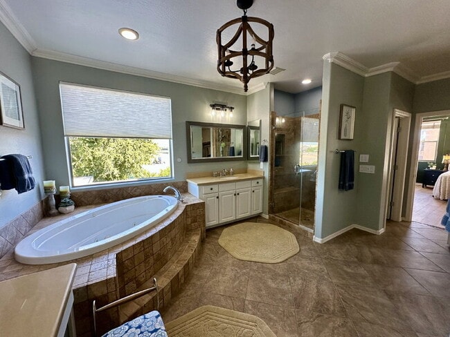 Building Photo - 4307 S Kimberlee Dr