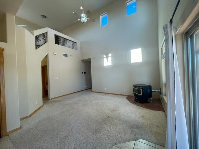 Building Photo - 6809 Chapingo Rd NE