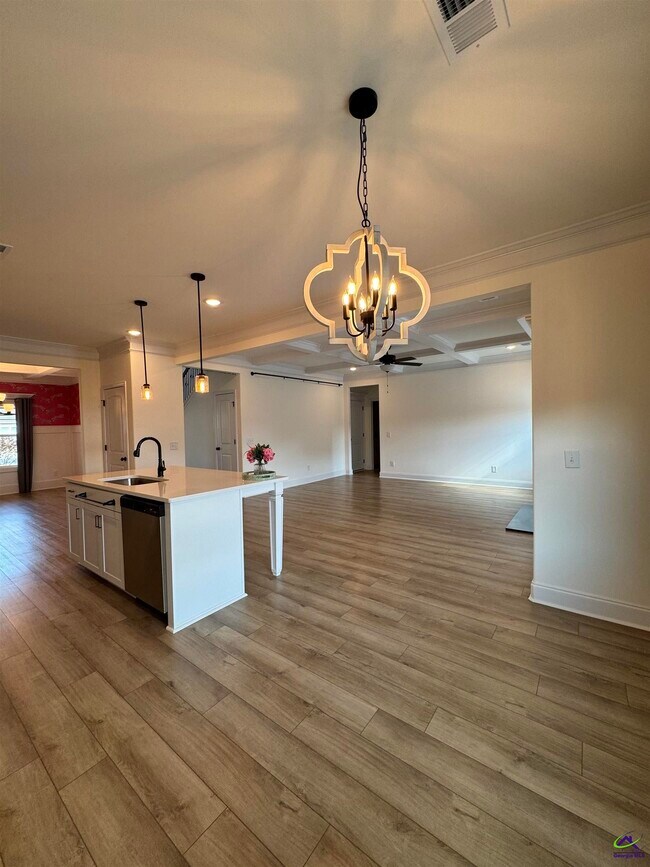 Building Photo - 805 Harley Farms Dr