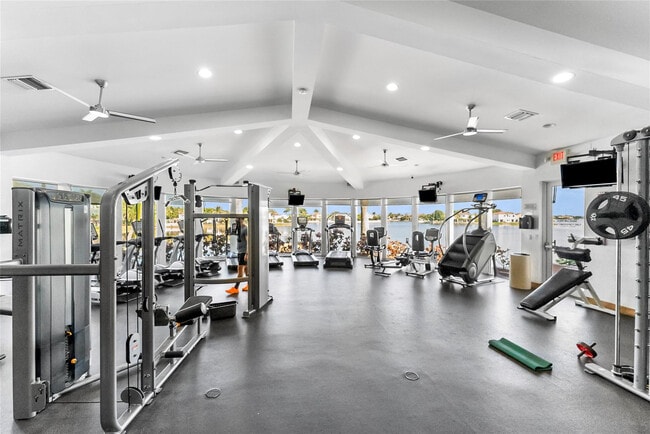 Building Photo - 15580 SW 49th Ct