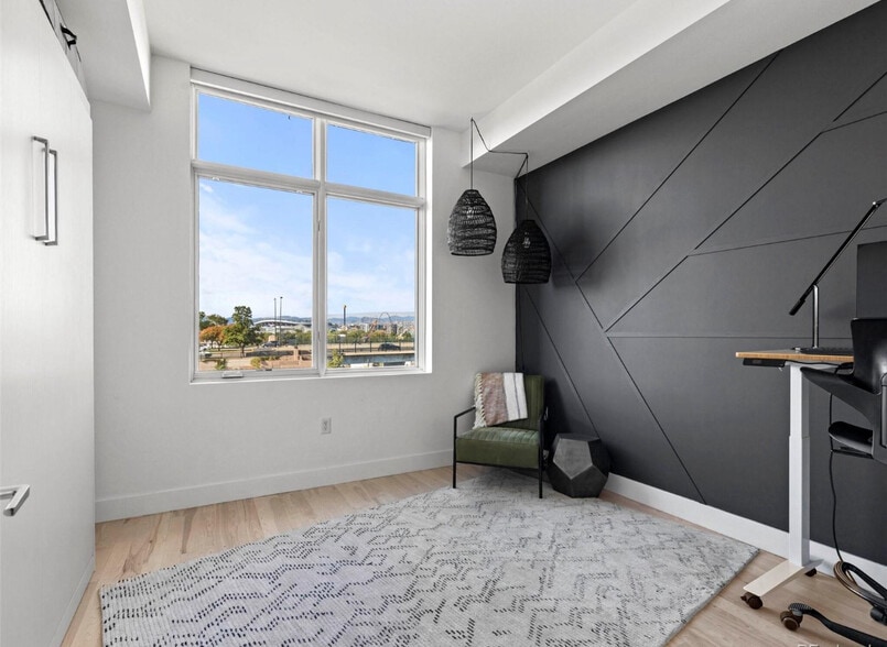 Building Photo - 1401 Delgany St