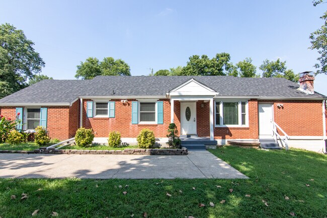 Building Photo - 313 Rachel Rd