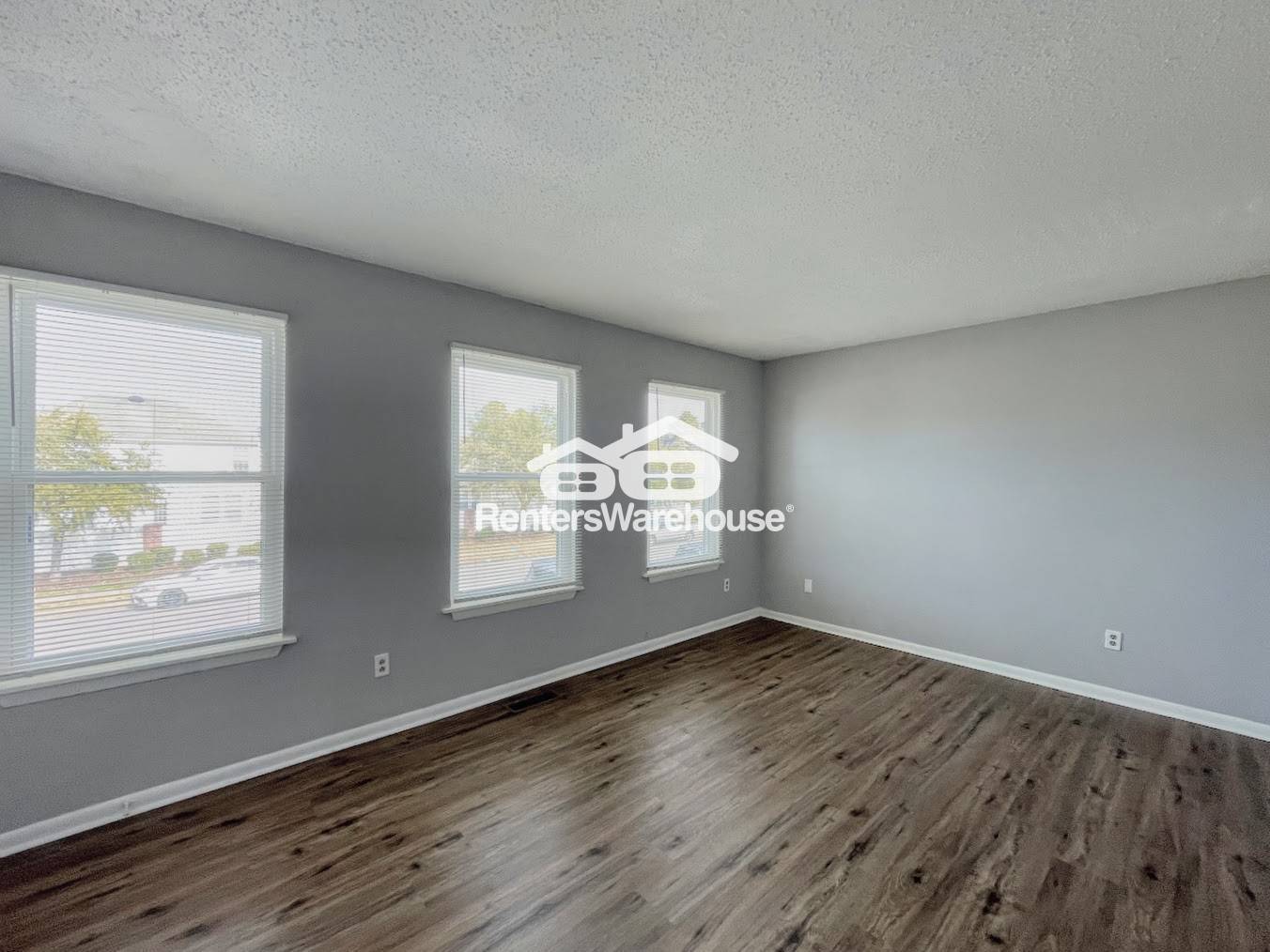 Building Photo - 4157 Holly Cove Dr