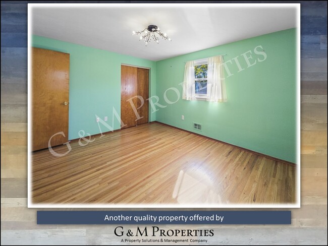 Building Photo - Rare 3/4 Bedroom in Gates/Chili School Dis...