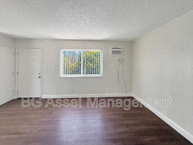 Building Photo - 4110 34th Ave