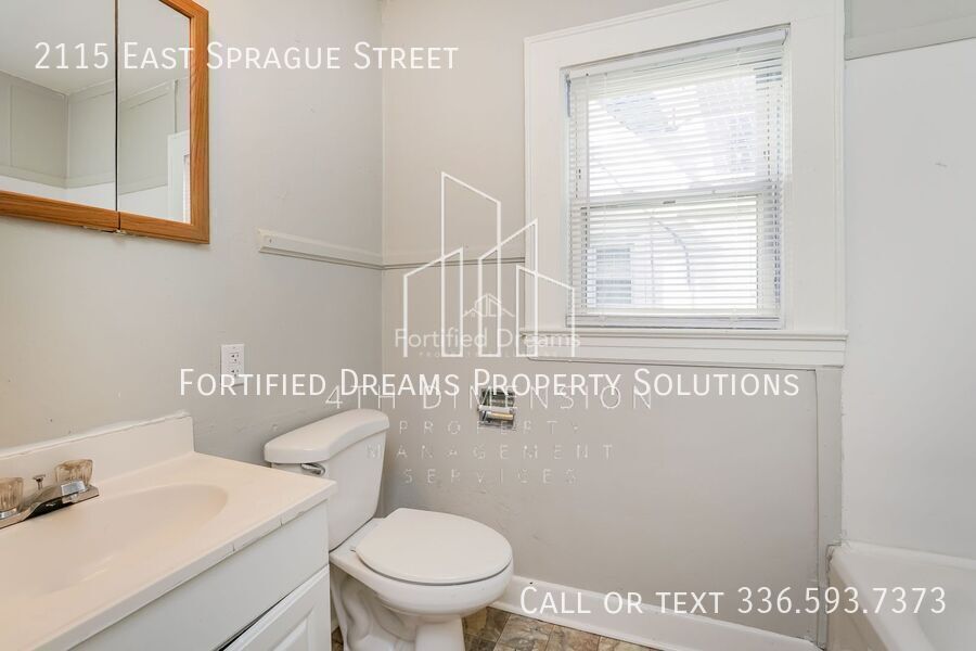 Building Photo - 2115 E Sprague St