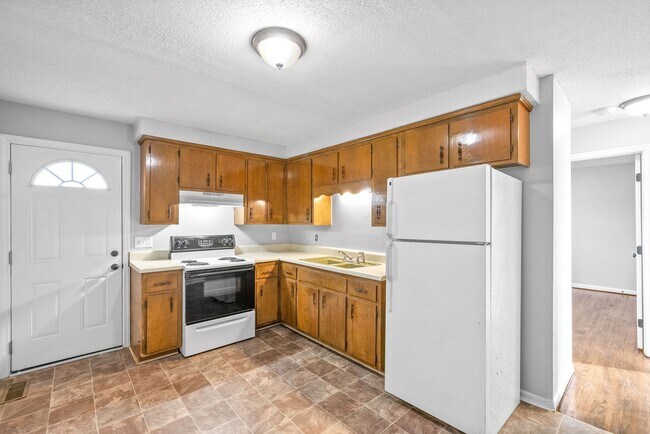 Building Photo - 113 Tandy Dr