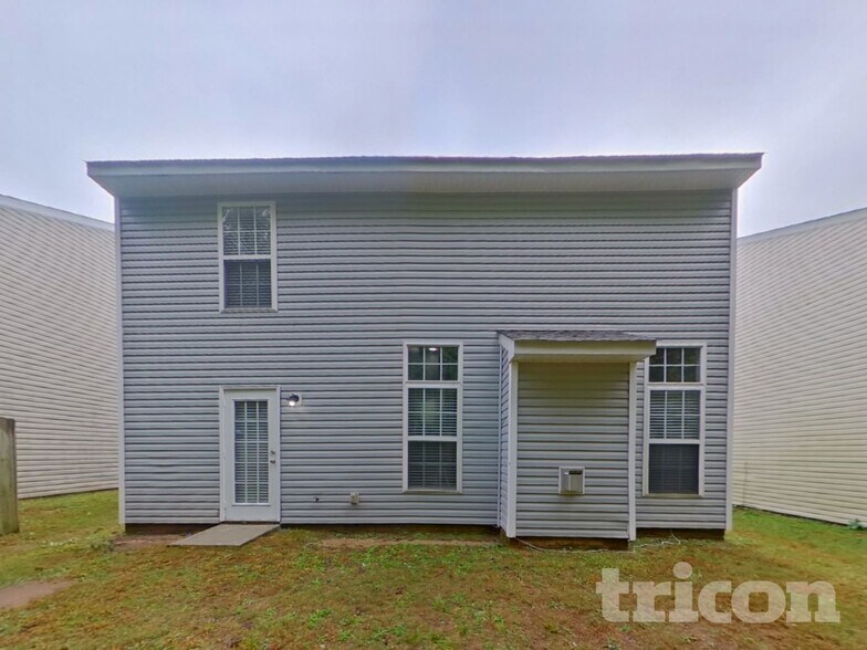 Building Photo - 3341 Braden Dr