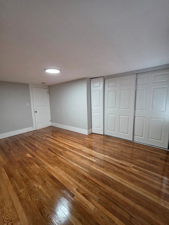 Building Photo - 154 Pleasant St