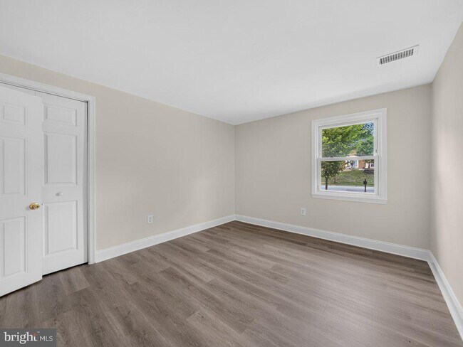 Building Photo - 2903 Ivy Bridge Rd
