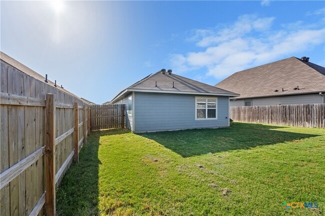 Building Photo - 1231 Kiskadee Branch Dr