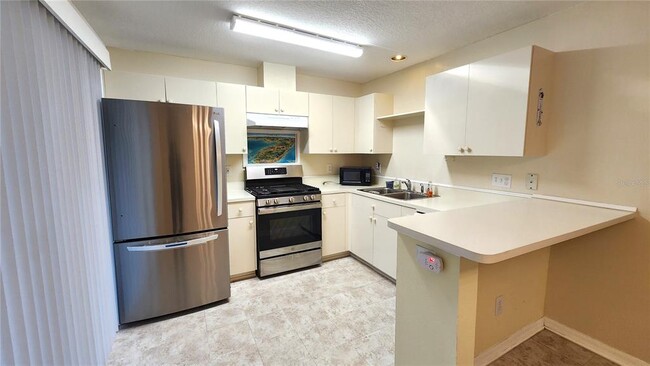 Building Photo - 15119 Deer Meadow Dr