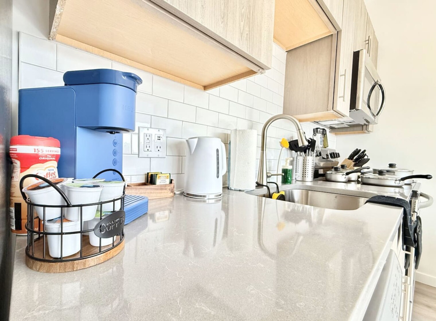 Building Photo - 501 N Perth St