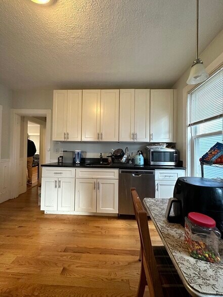 Primary Photo - 34 Justin Rd