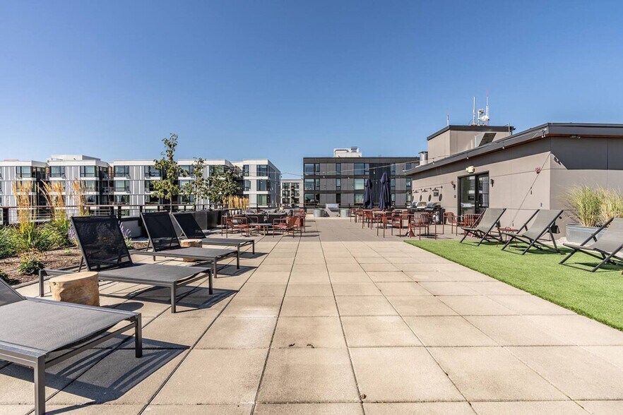 Building Photo - 2407 E Union St