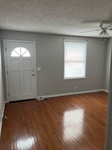 Building Photo - 414 Kinsey Blvd