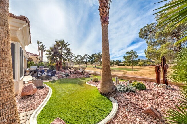 Building Photo - 2701 Spalding Dr