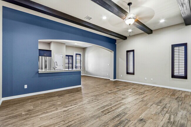 Building Photo - 782 Lemington St