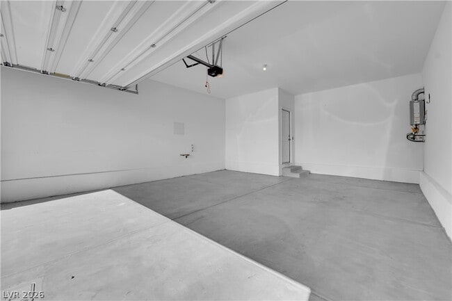 Building Photo - 11680 Hamilton Lk Ave