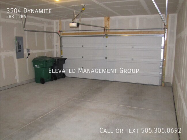Building Photo - 3904 Dynamite-