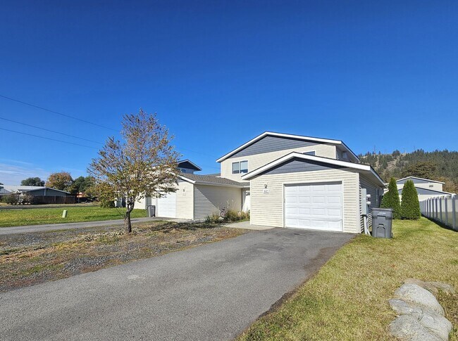 Primary Photo - 5115 E Buckeye Ave