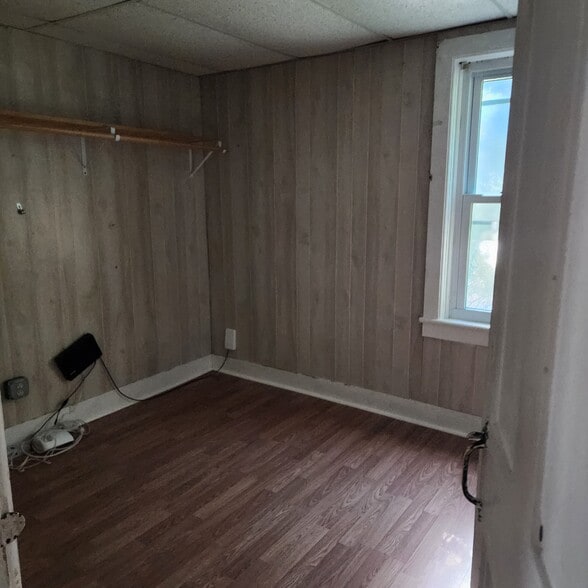 Bedroom 4/office ready - 34 N B St