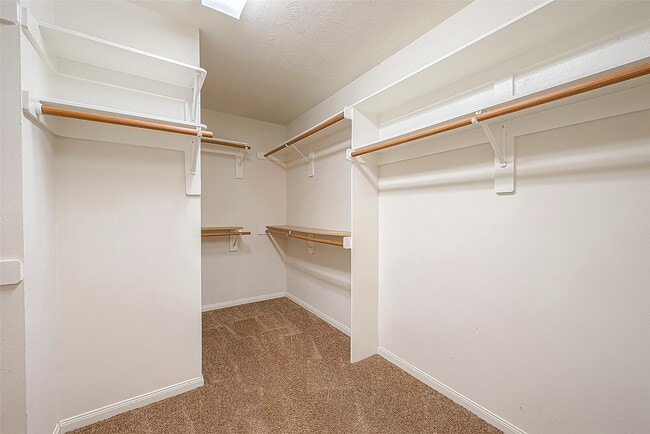 Building Photo - 13835 Desert Canyon Dr