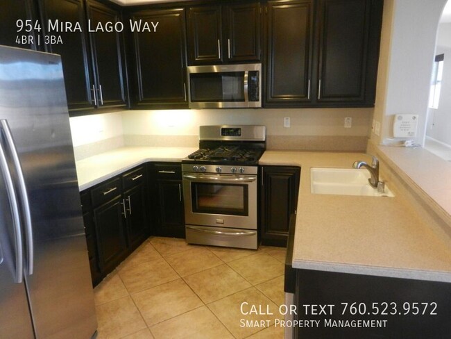 Building Photo - $500 off 1st 2 months!  4BR Gorgeous Home ...