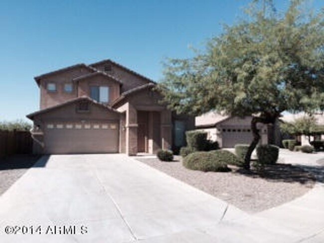 Primary Photo - Gorgeous 4 Bed Home in Phoenix AZ in Roger...