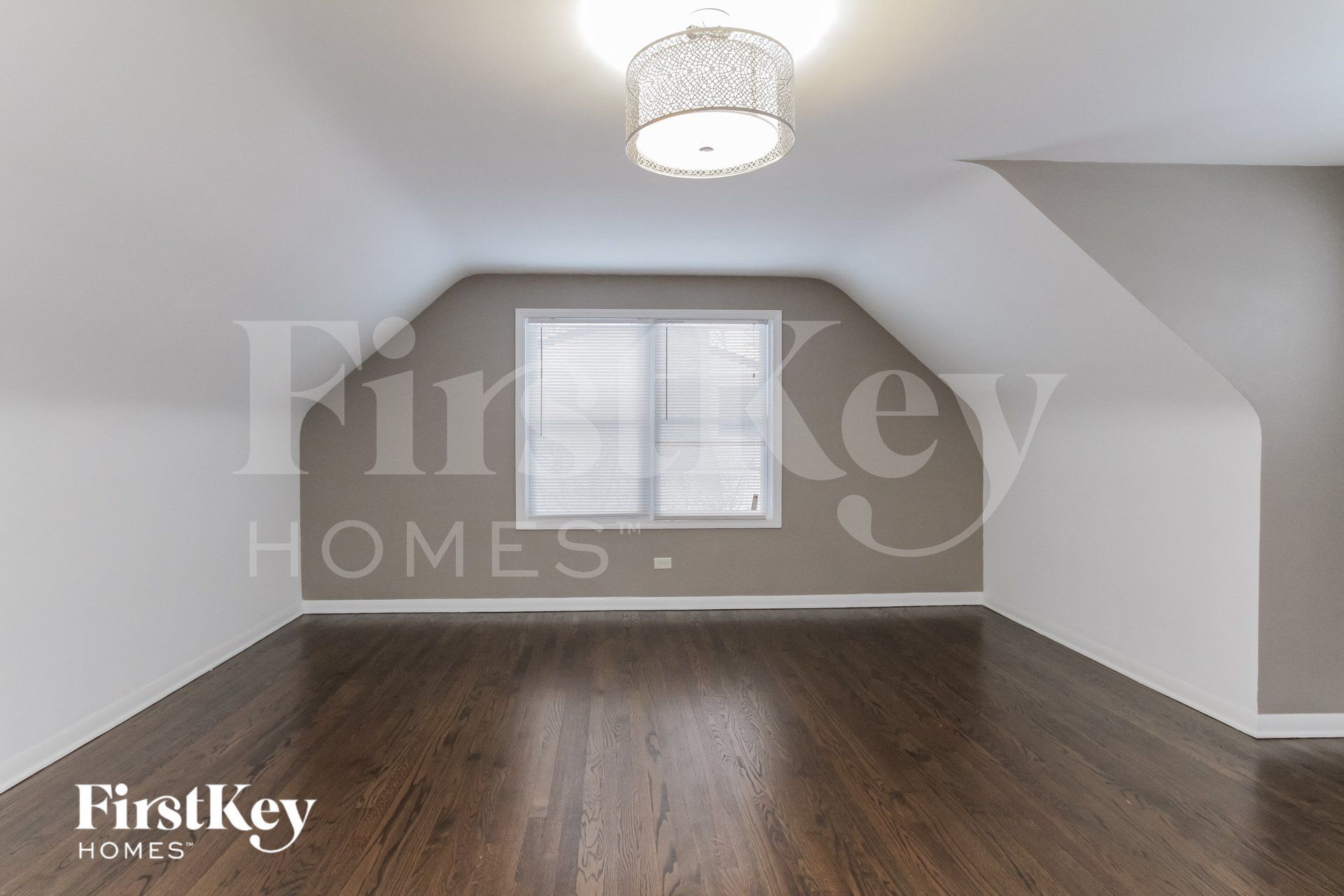 Building Photo - 18344 Aberdeen St