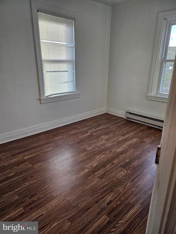 Building Photo - 300 Brenneman Rd