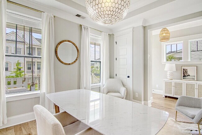 Building Photo - 1636 Juliana St