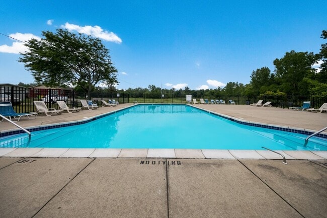 Building Photo - 15864 Marentette Dr