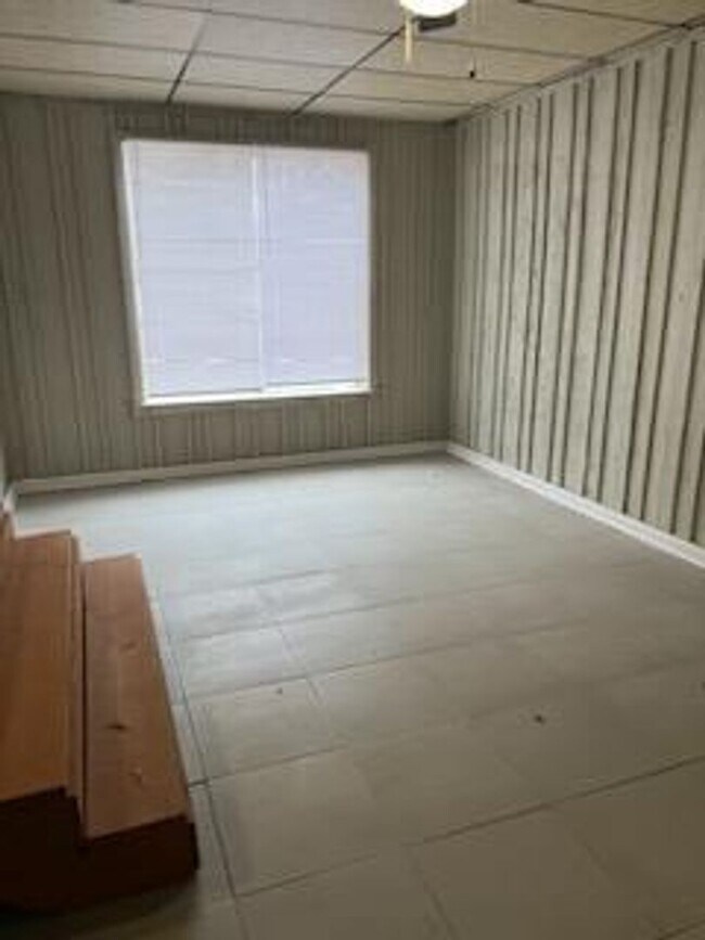 Building Photo - Stunning 4-Bedroom Home in Memphis - Space, Comfort & Style!