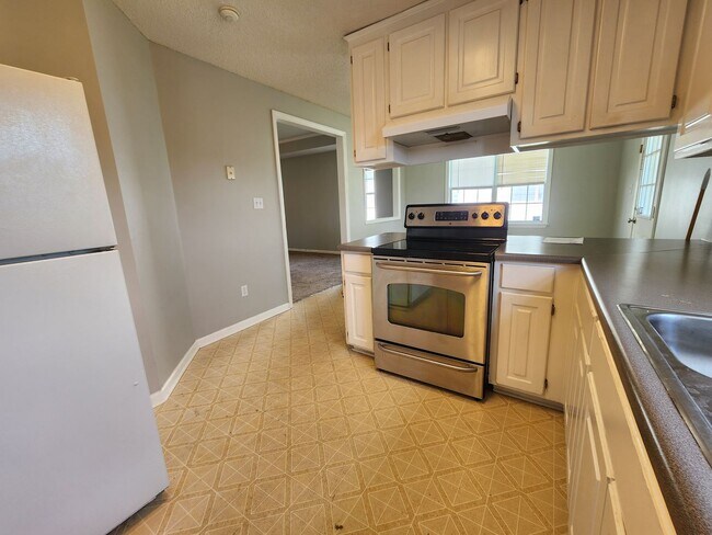 Building Photo - 4126 Sedgwyck Ln