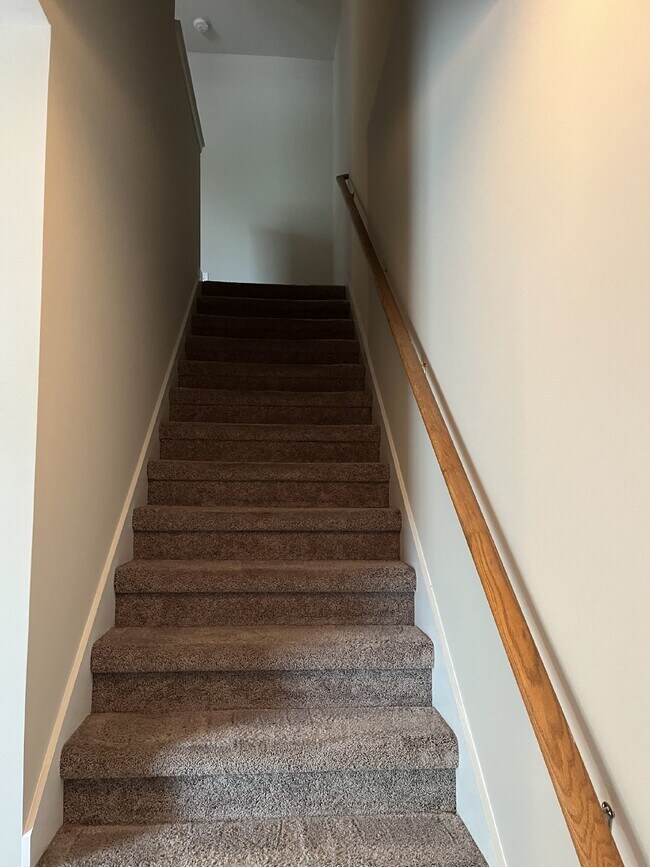 Building Photo - Cozy and Convenient Condo Living at Cambri...