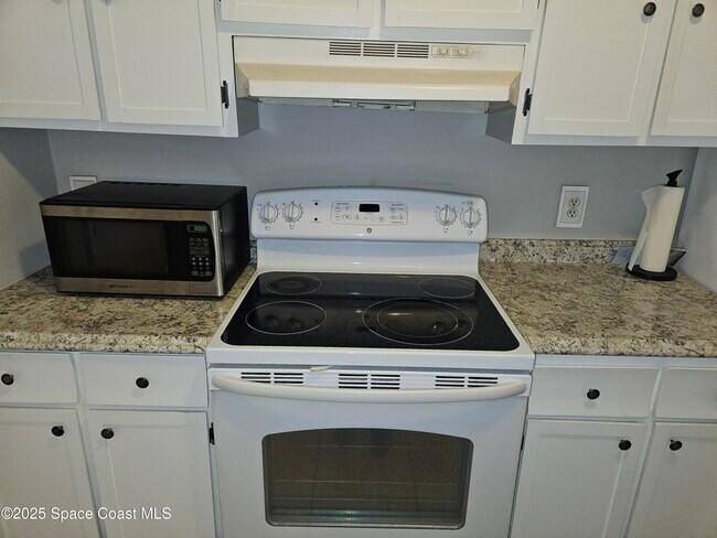 Building Photo - 8401 N Atlantic Ave