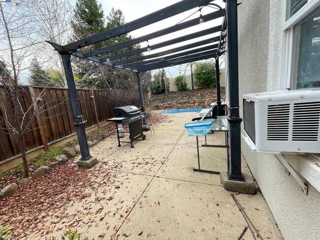 Building Photo - 2894 Lenzie Ct