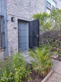 Building Photo - 6700 Escondido Dr