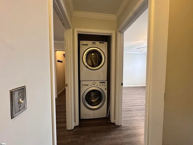 Building Photo - 58 Ridgestone Cir