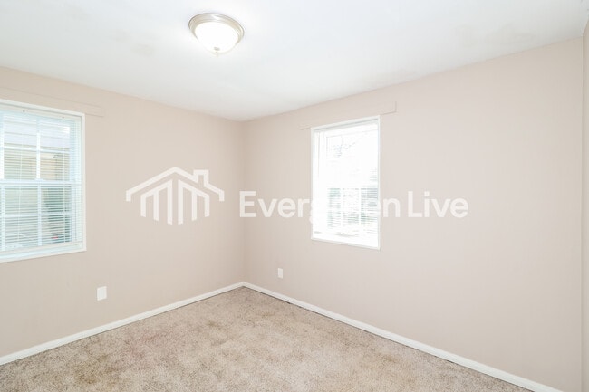 Building Photo - 4089 Rhodes Ave