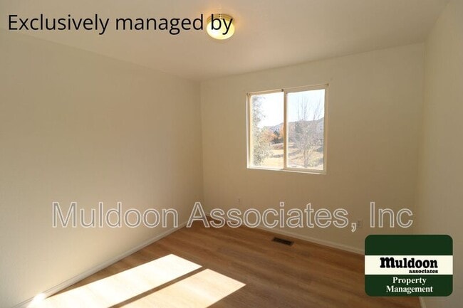 Building Photo - 1112 Silverqueen Rd